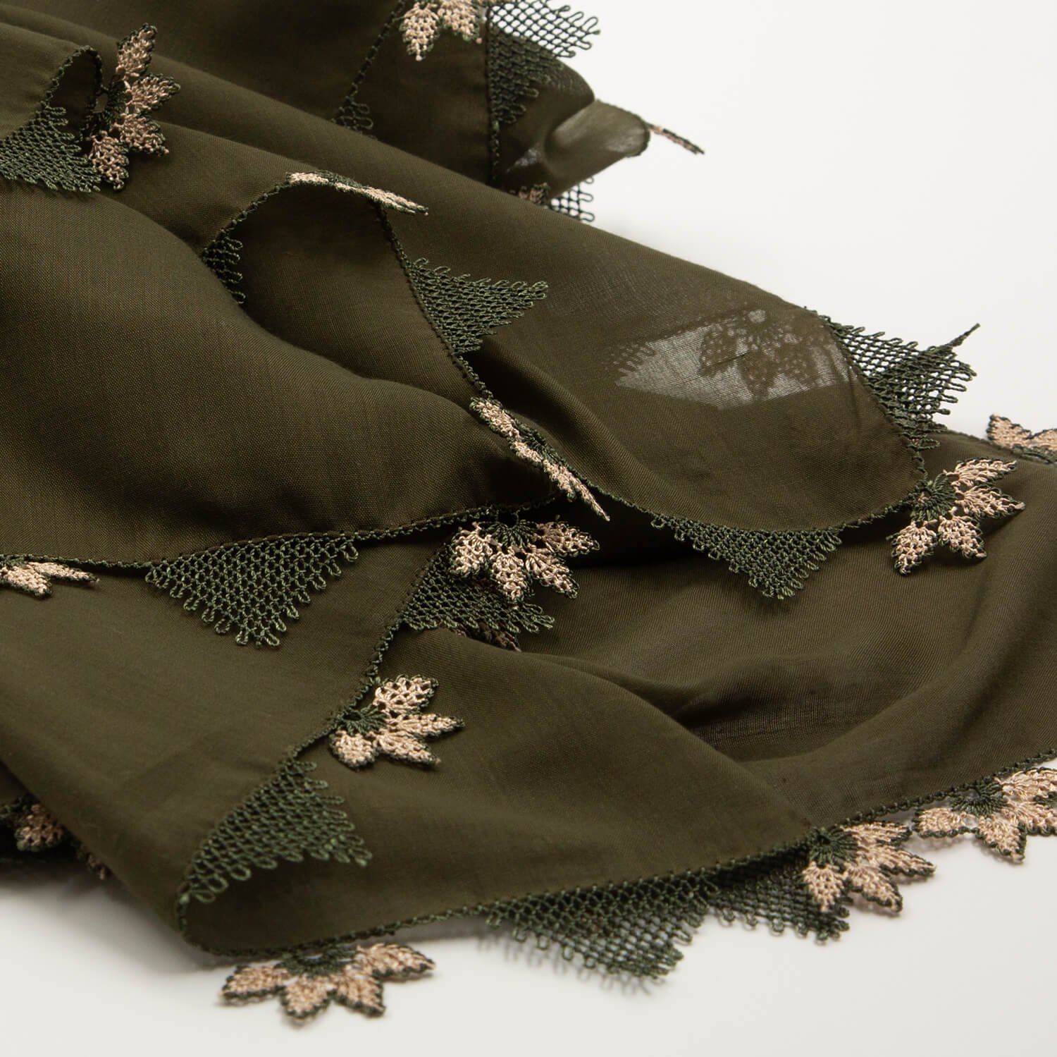 KOYU YEŞİL İĞNE OYALI YEMENİ