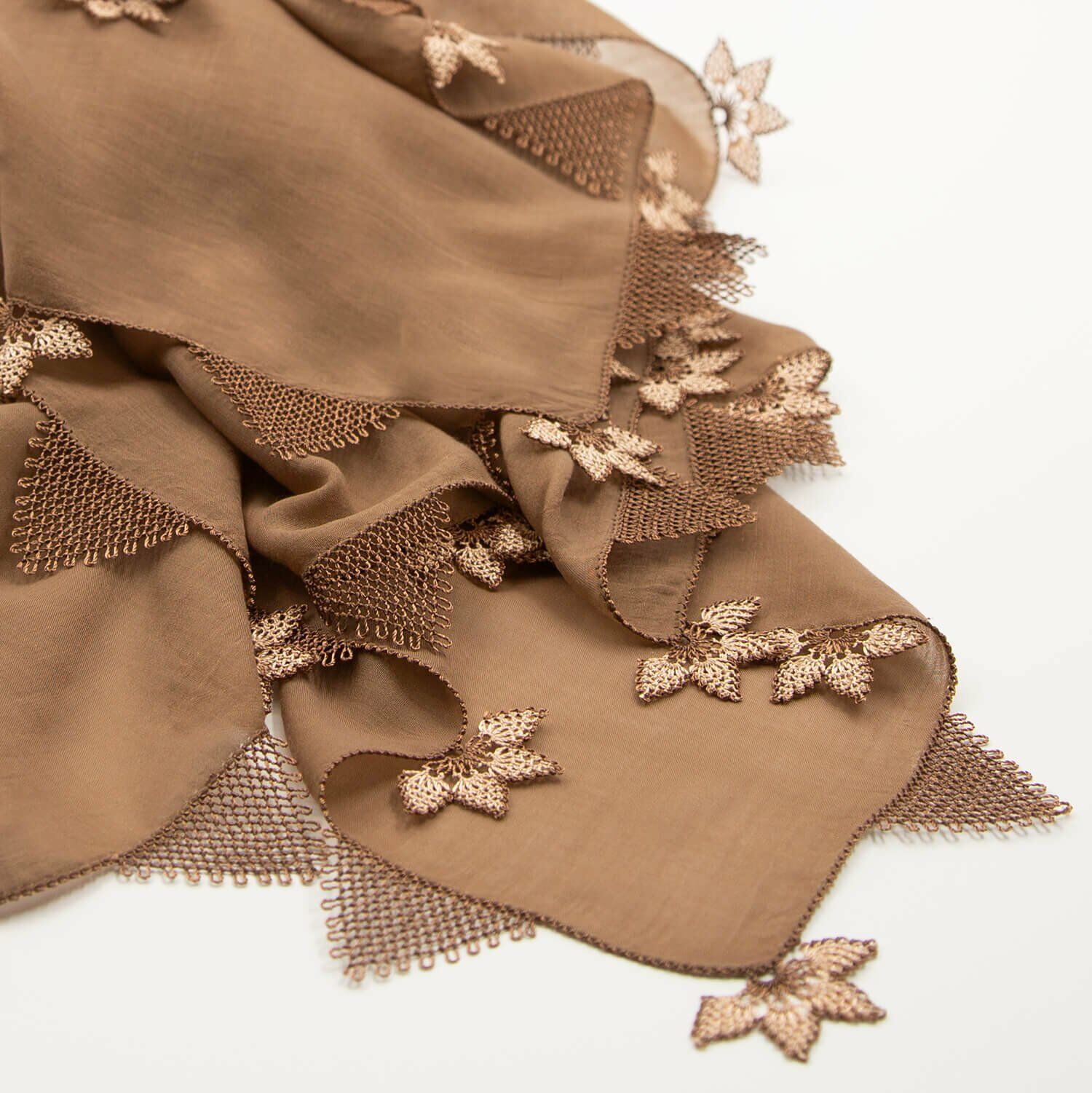 VİZON RENGİ İĞNE OYALI YEMENİ