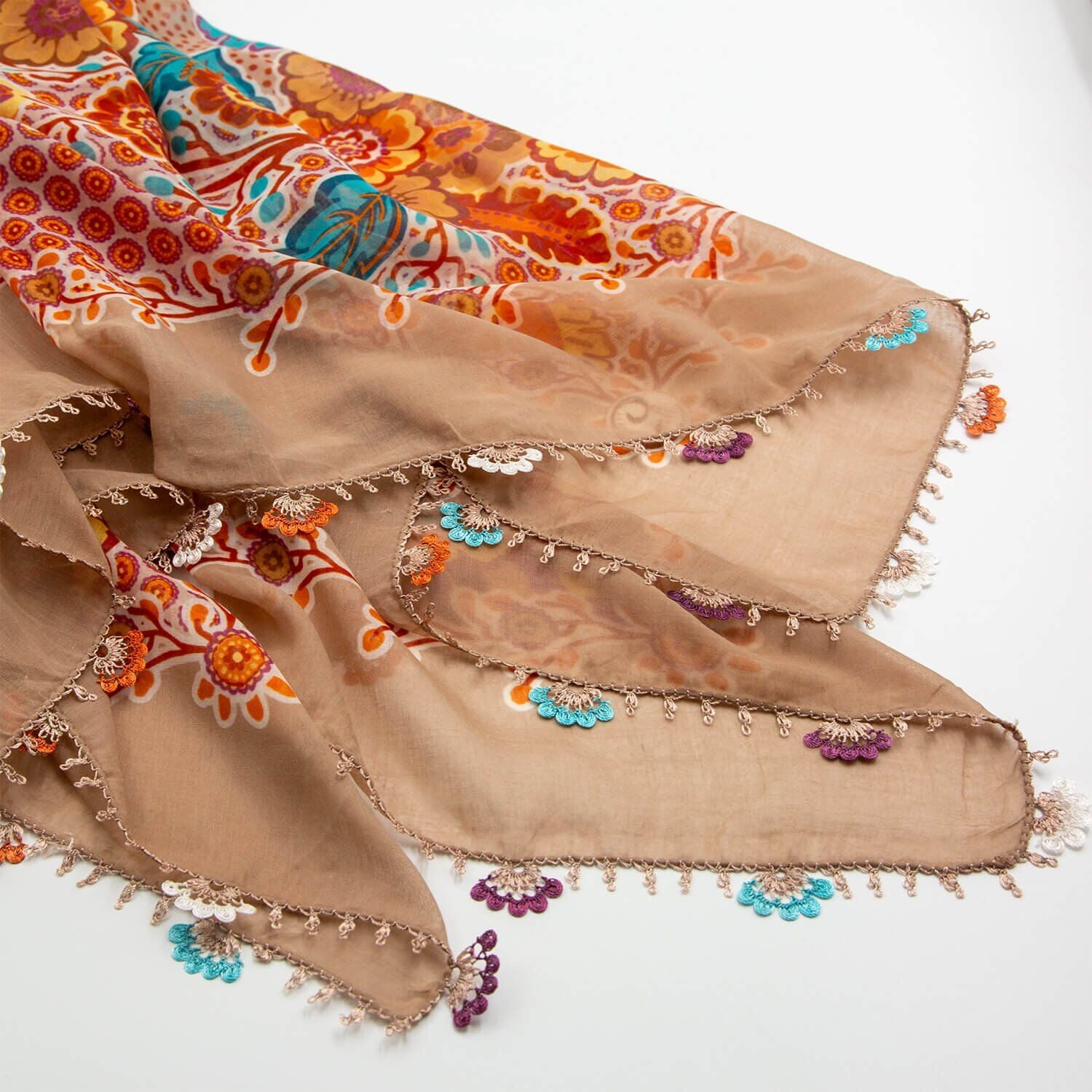 VİZON RENKLİ ÇİÇEKLİ  İĞNE OYALI YEMENİ